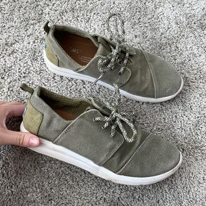 Casual Olive Green Women's Sneakers